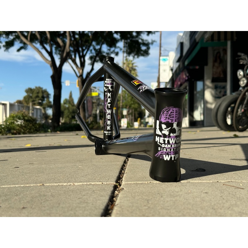 Wethepeople Network Frame