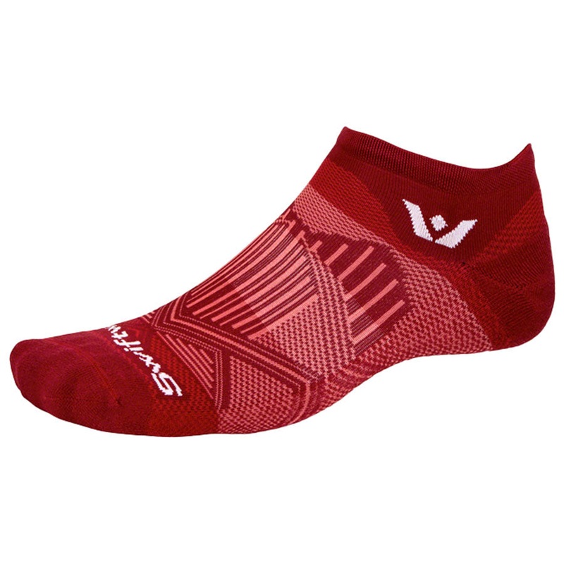 SwiftWick Aspire No Show Socks – Crimson  Large