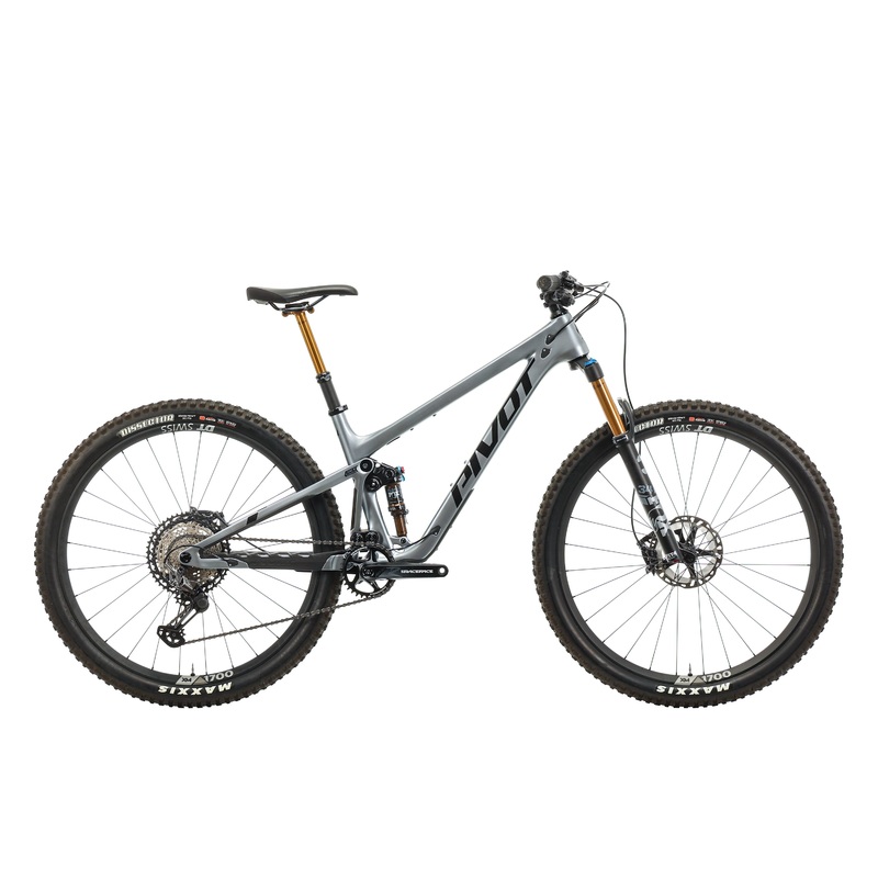 Pivot Trail 429 Pro XT/XTR Mountain Bike – 2021, Medium