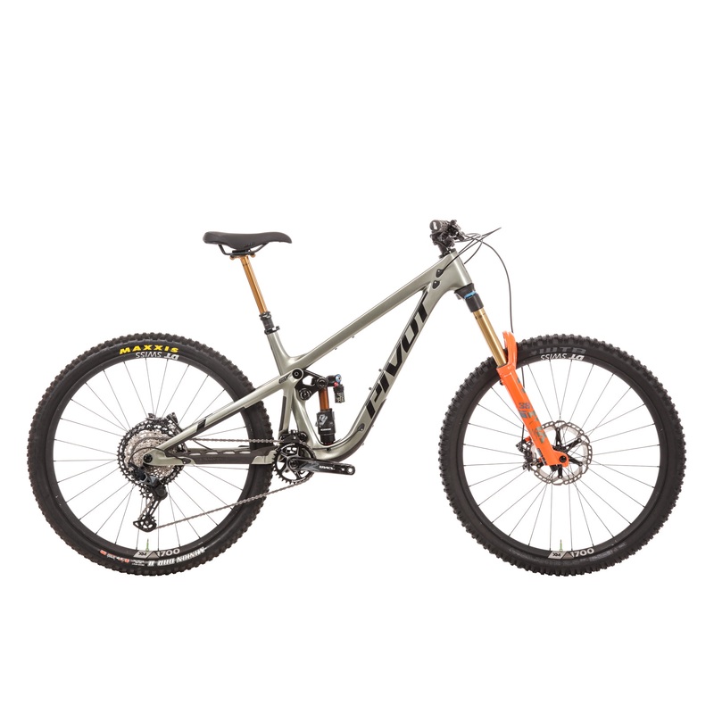 Pivot Firebird Pro XT/XTR Air Mountain Bike – 2022, Medium