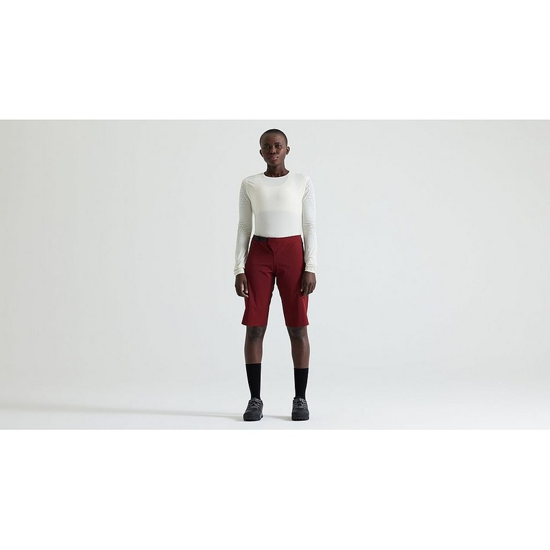 Specialized gravity short garnet red 26