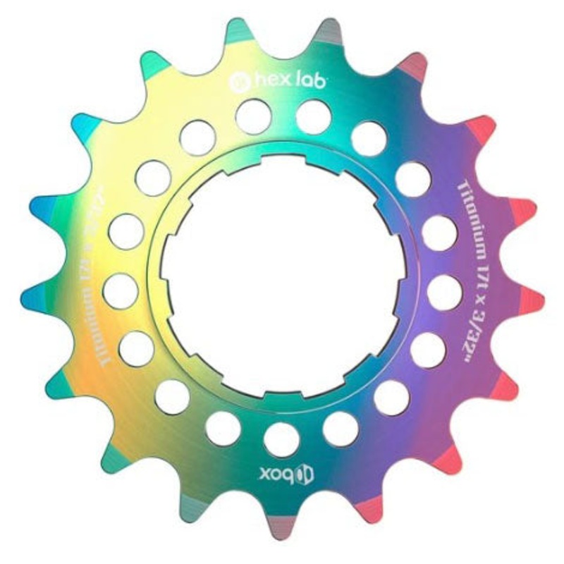 BOX Hex Lab 3/32″ CNC Titanium Cog Rainbow – 17t