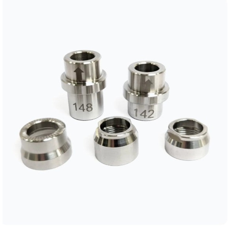 Wahoo KICKR Thru Axle Kit for KICKR CORE, KICKR MOVE, KICKR V4 & newer models