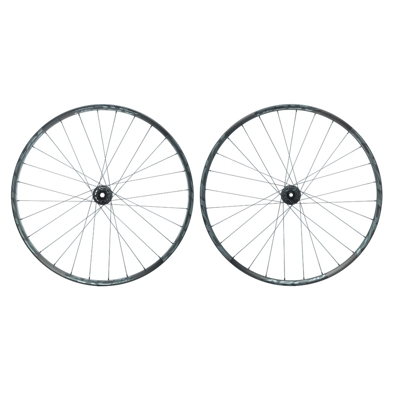 Raceface ARC Offset 30 Aluminum Tubeless 700c Wheelset